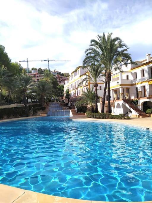 La Casa De Las Palmeras Muntanya la Sella Luaran gambar